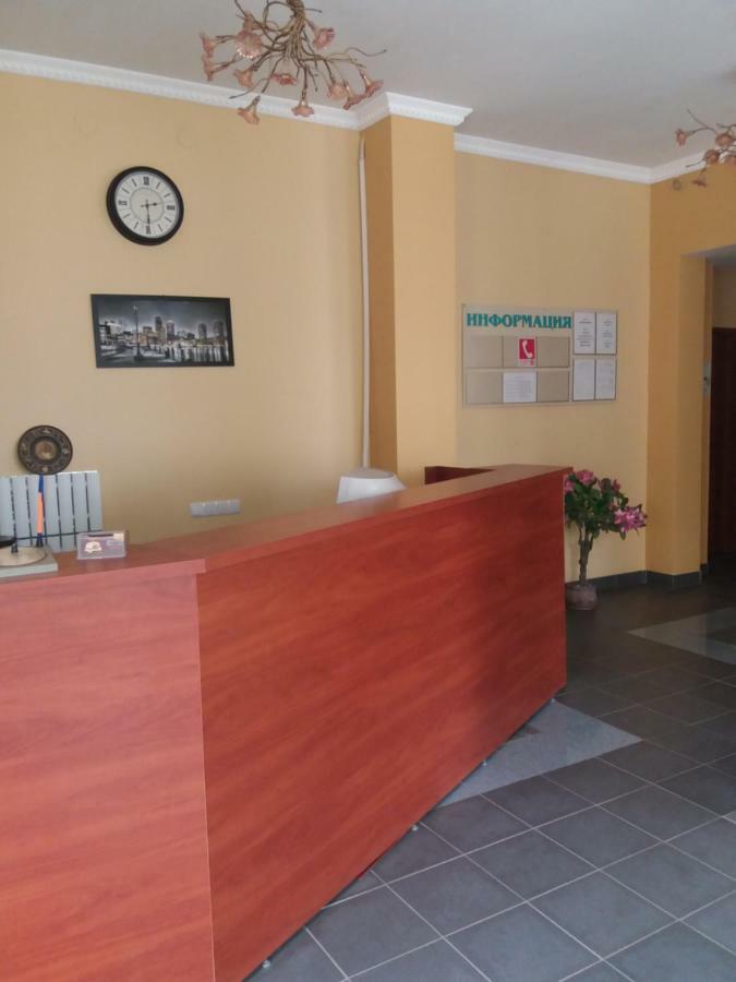 Hotel Aleksandria Carcóvia Exterior foto